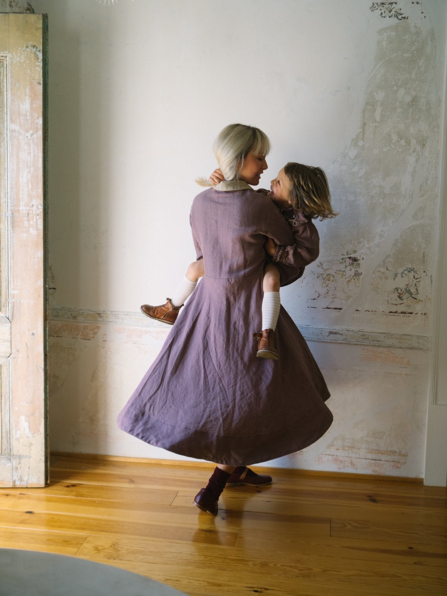 Classic Full-Circle Voluminous Linen Dress - NOAH-5 - MajulaHandmade