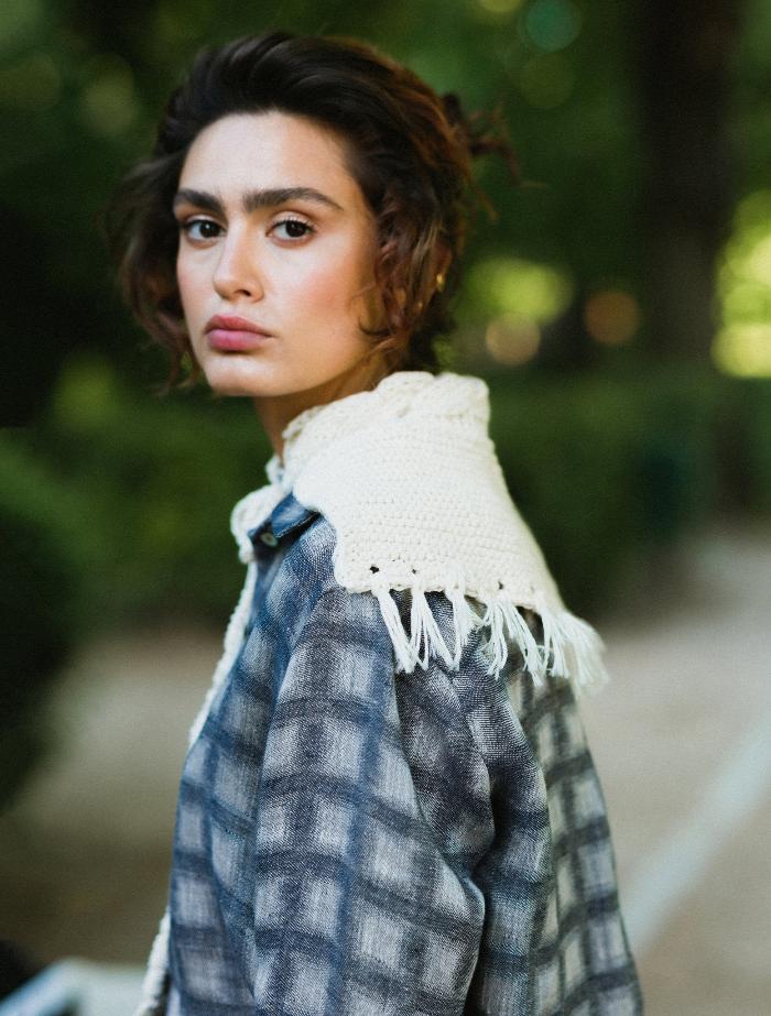 Hand knitted collar with fringes 4- MajulaHandmade