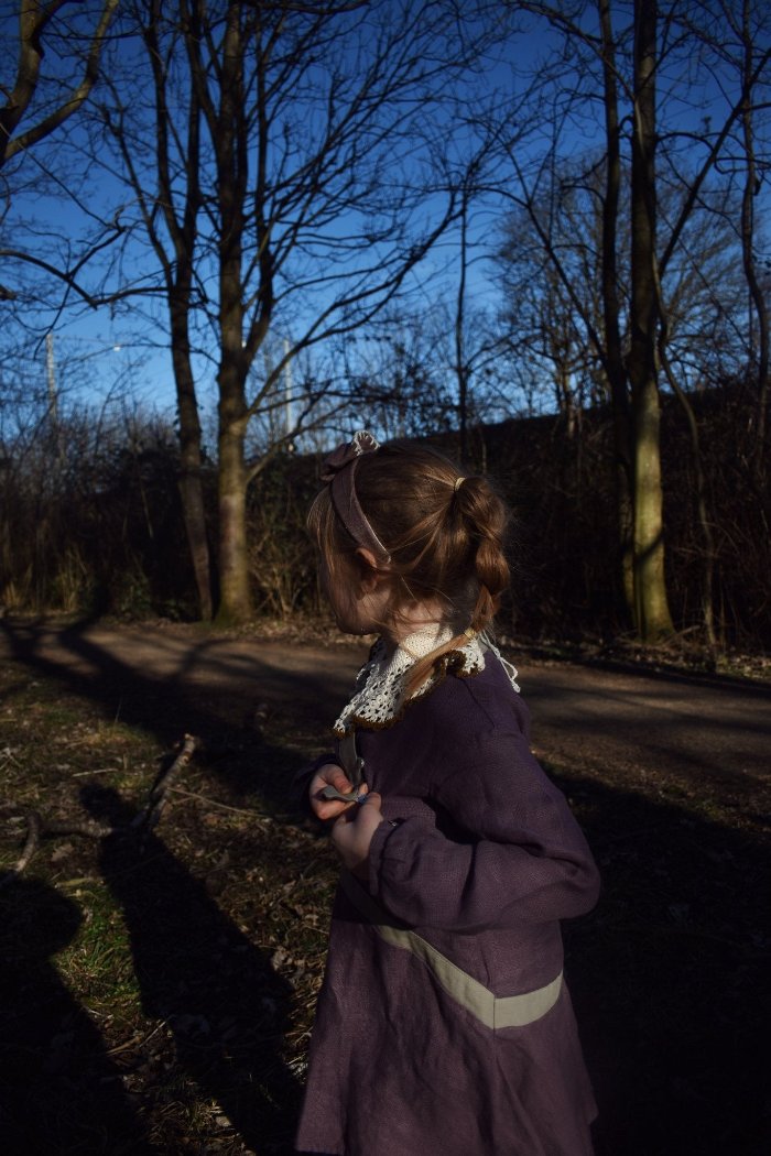 Retro-inspired flowy linen dress - 1-MajulaHandmade