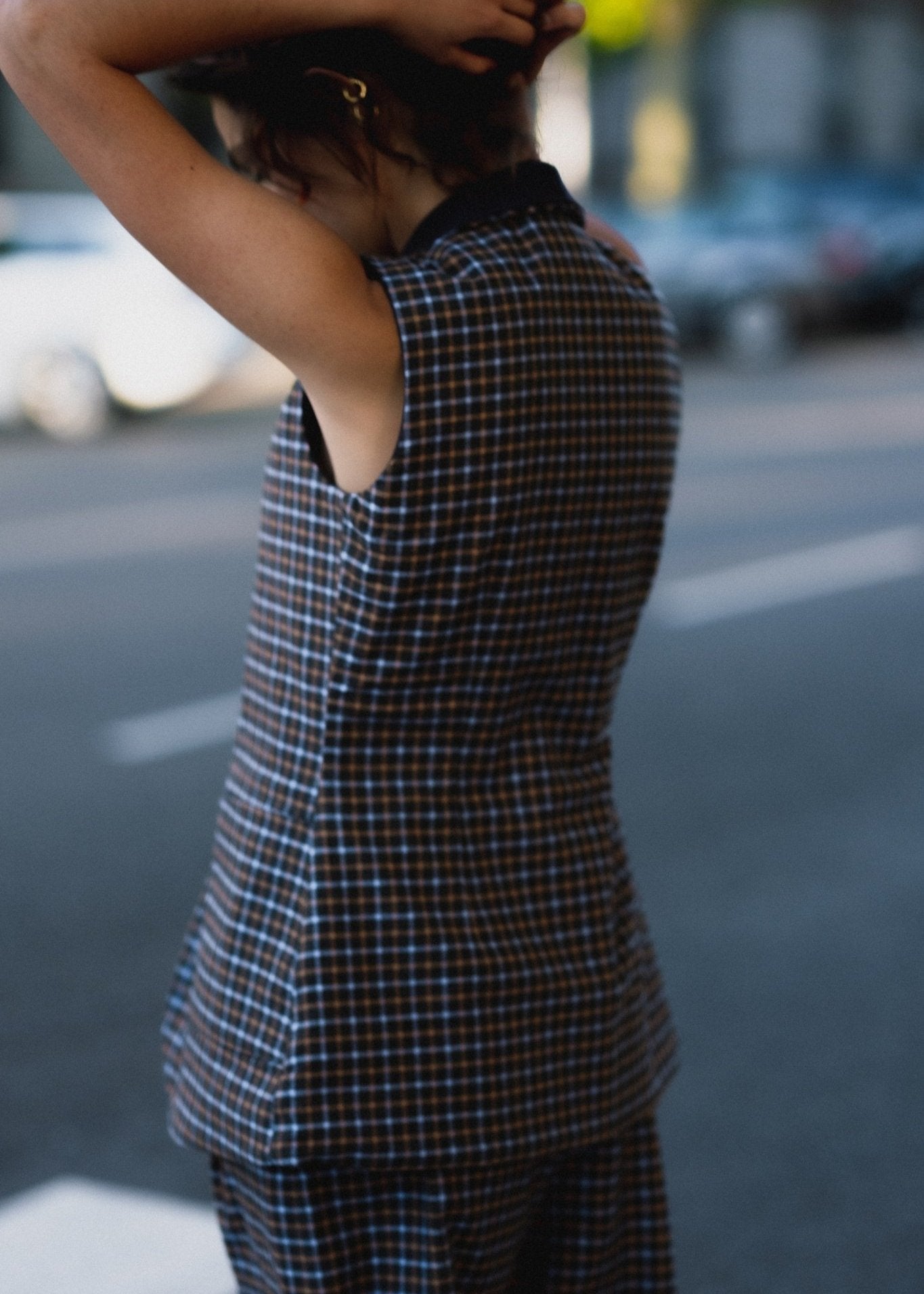 Reversible V-Neck Fitted Vest - NAGI - MajulaHandmade