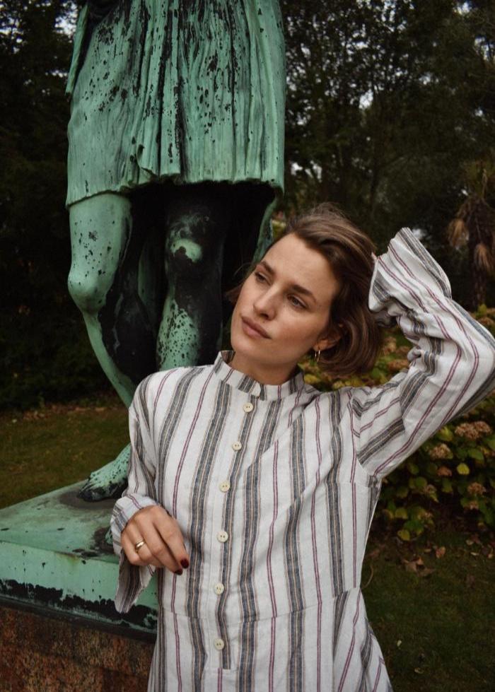 Romantic_striped_linen_dress-3-Majulahandmade