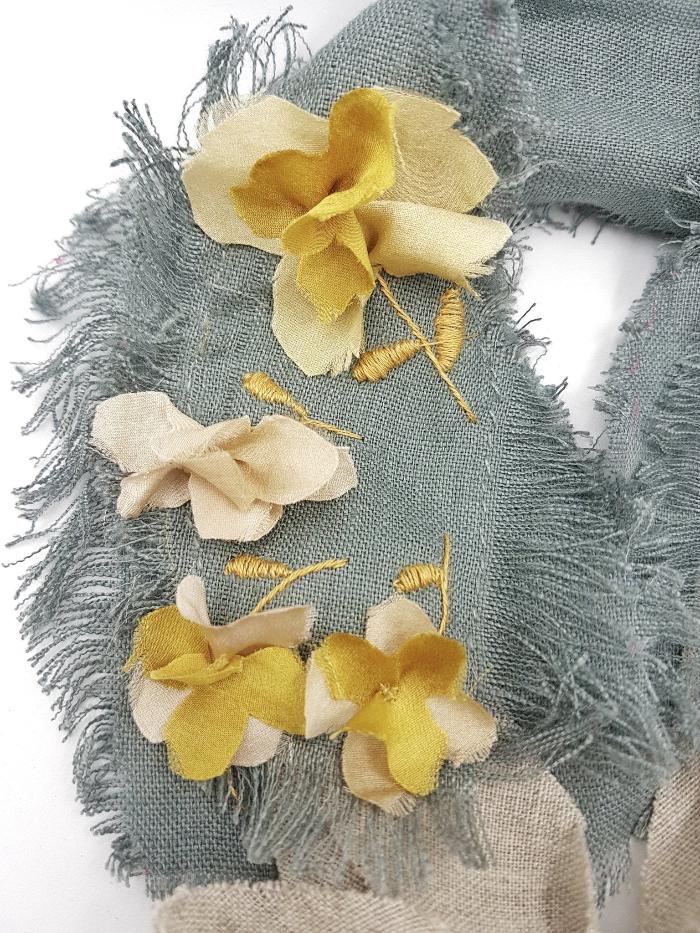 Shabby chic linen collar  1- WILD FLOWER