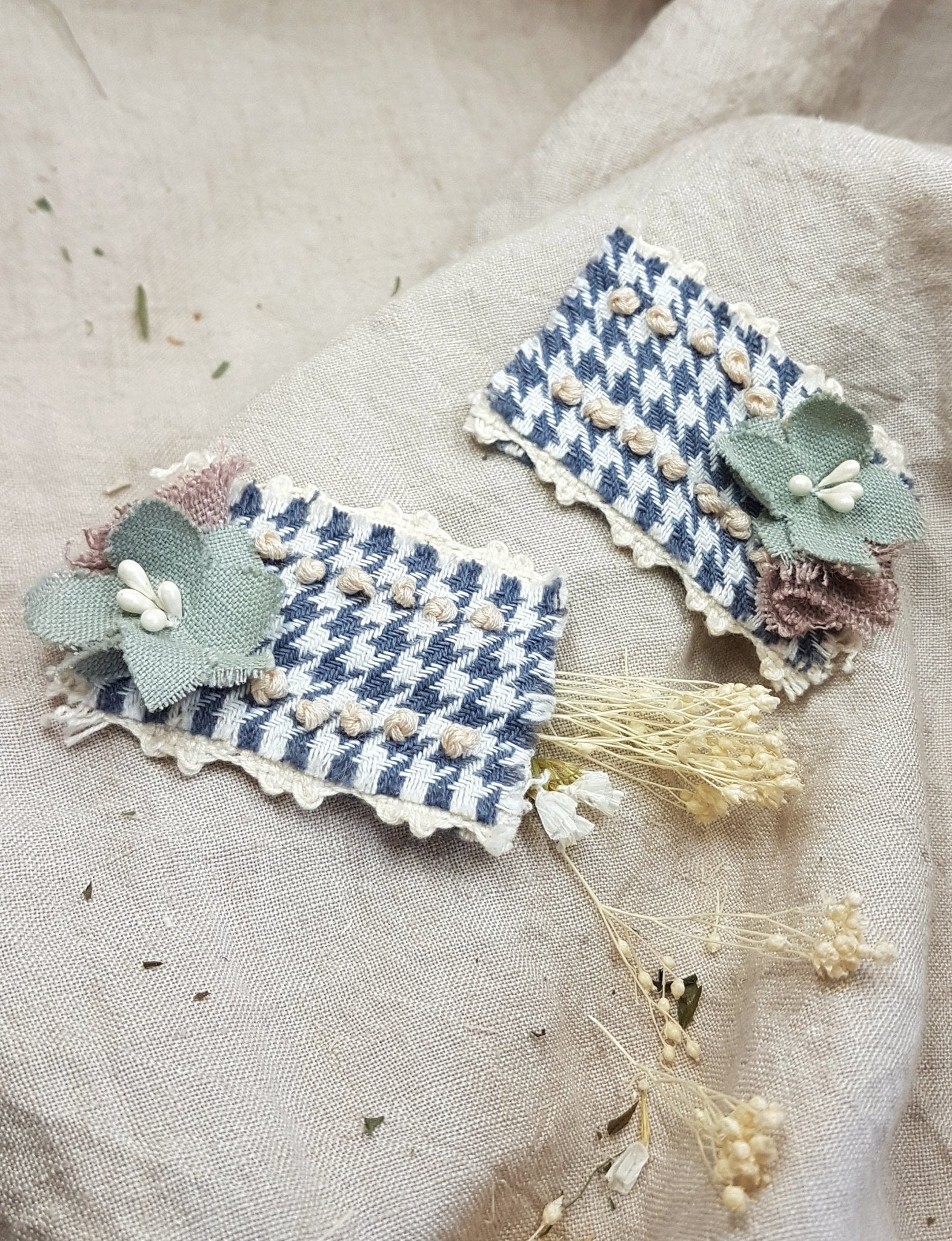 Flower seeds pins - MajulaHandmade