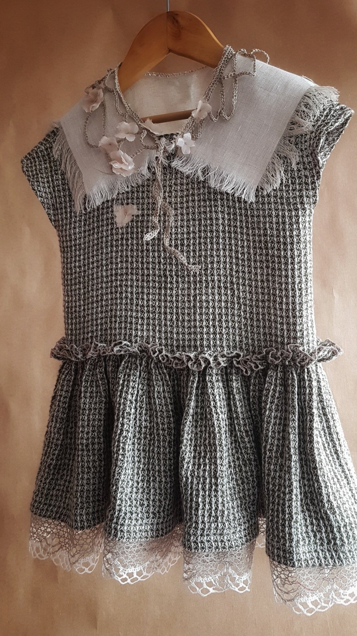 Helen's dress - MajulaHandmade