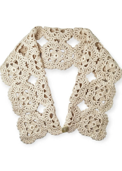 Heritage -inspired crocheted collar - MajulaHandmade