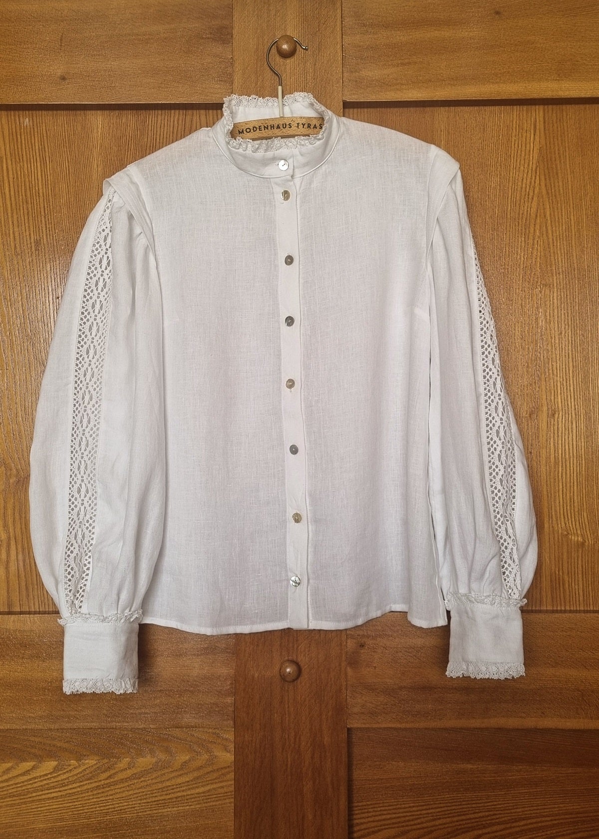 White_blouse_with_lace_sleeves_1