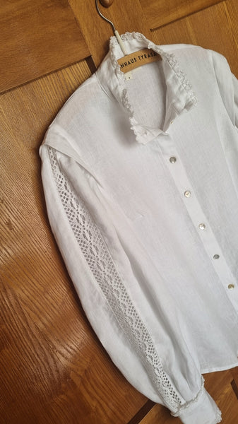 White_blouse_with_lace_sleeves_1