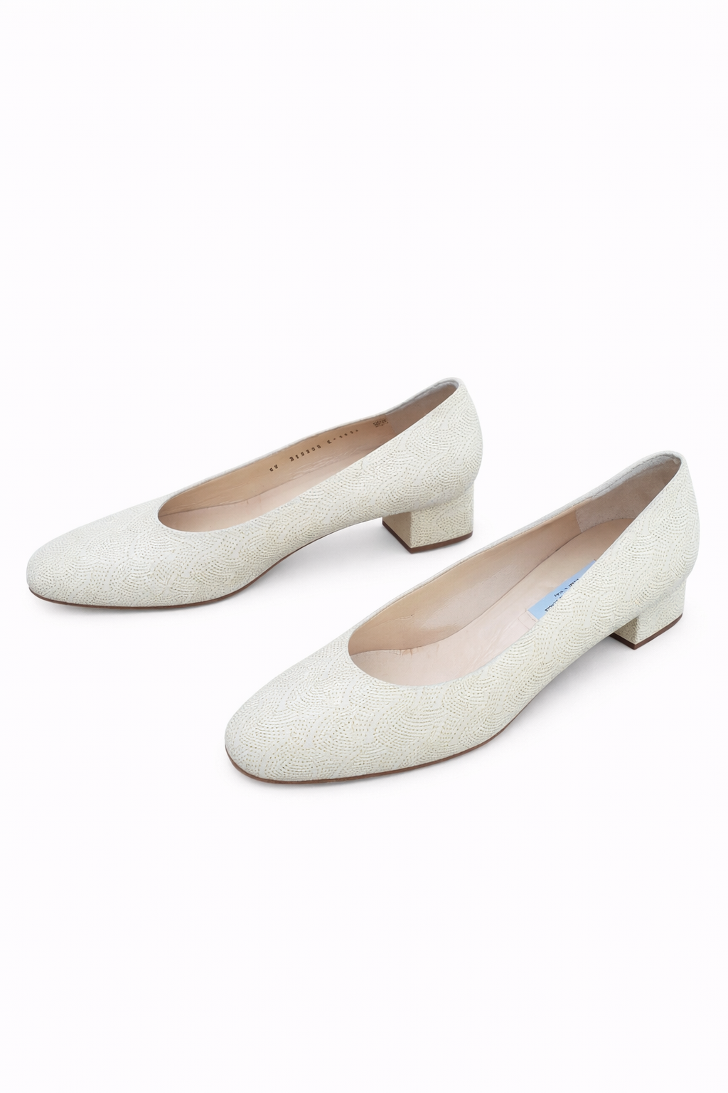 Bruno Mali Milky white all leather pumps