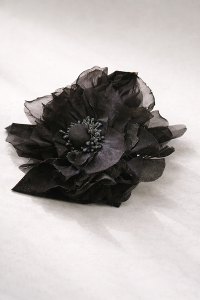 Black silk flower -BLACK SWAN
