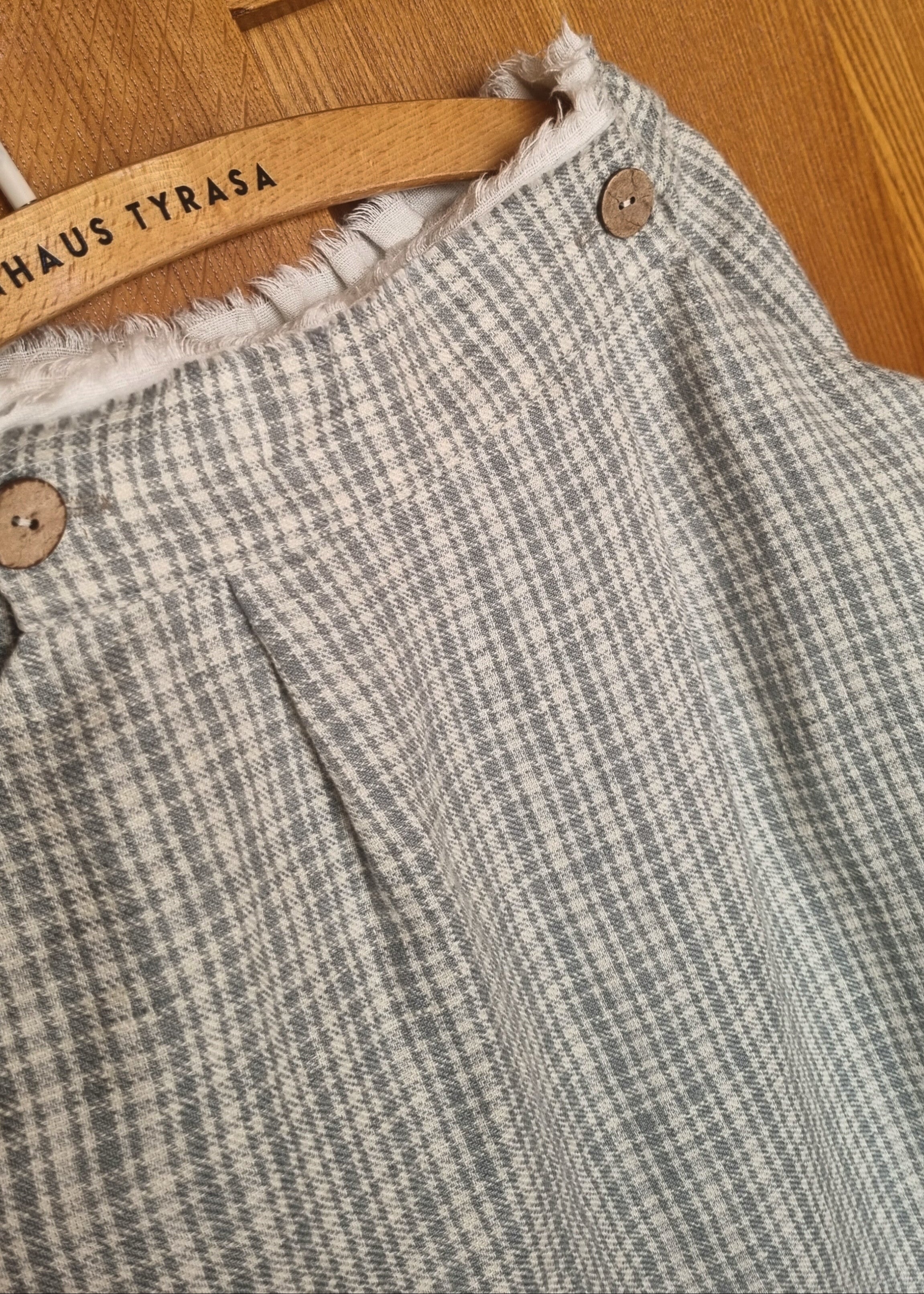 Classic Gingham Linen-Wool Midi Skirt