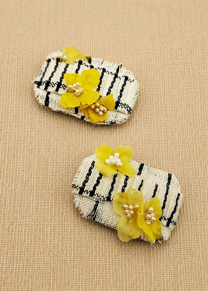 THE SUNNY DAY pins