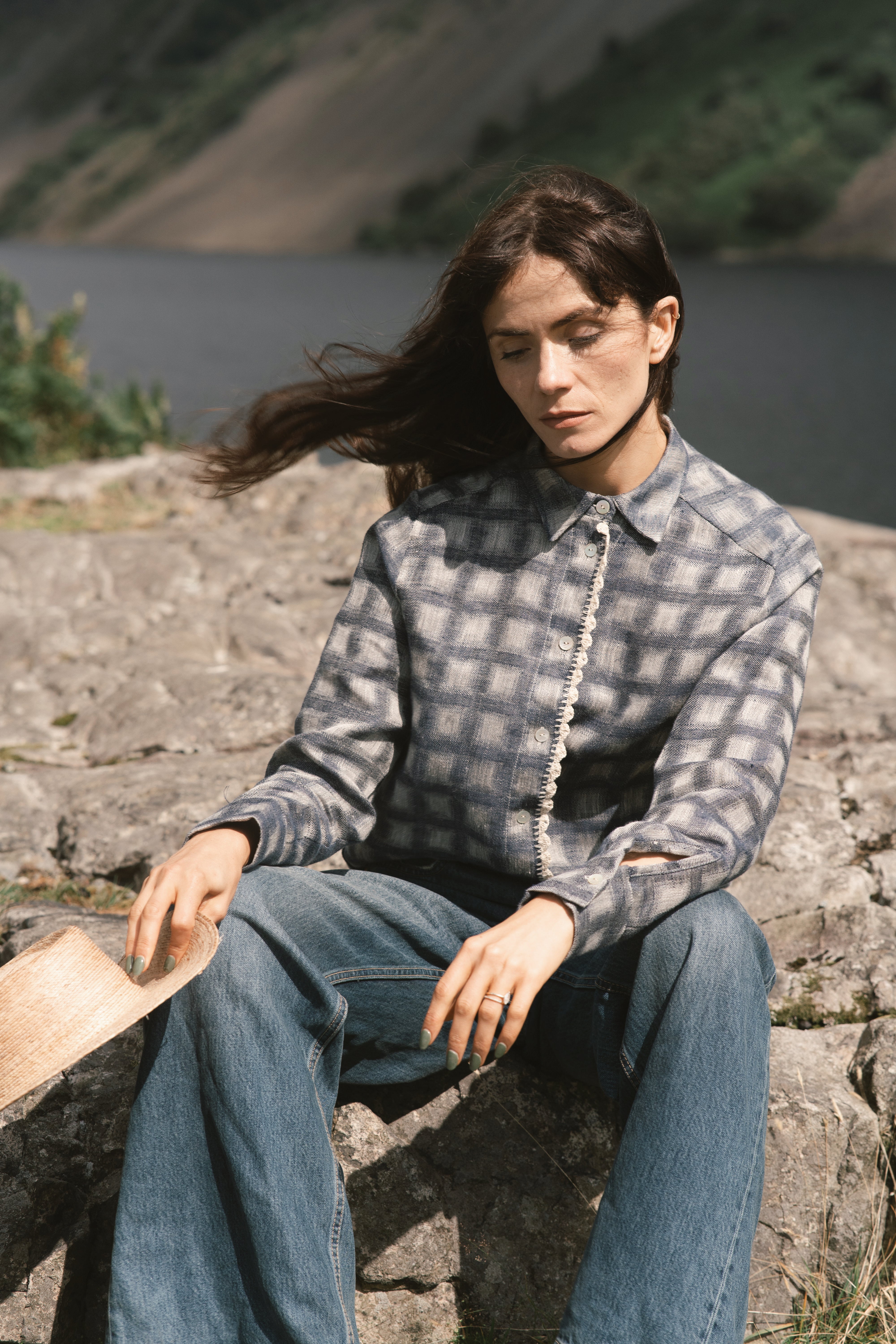 Classic shirt with handcrocheted detail - GALEN